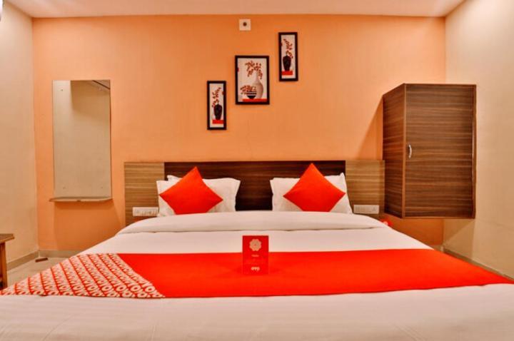 Hotel Nilkanth Inn Halol Exterior photo